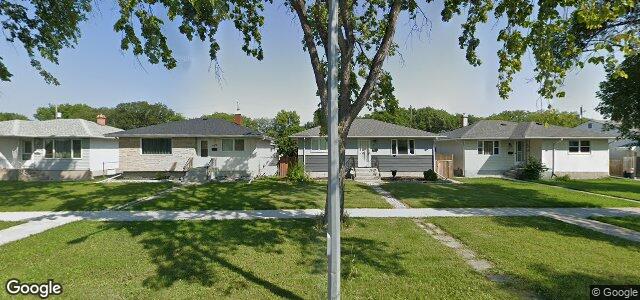 Larawan ng 717 Ravelston Avenue W sa Winnipeg, Manitoba