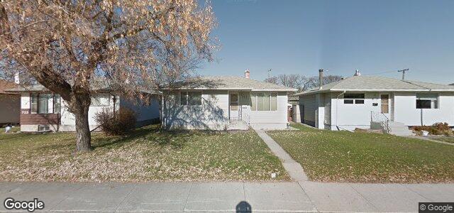 Larawan ng 721 Regent Avenue W sa Winnipeg, Manitoba