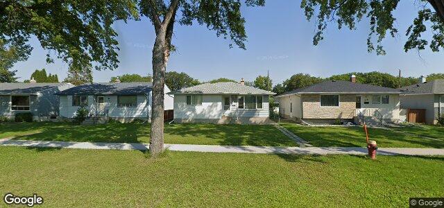 Larawan ng 723 Ravelston Avenue W sa Winnipeg, Manitoba