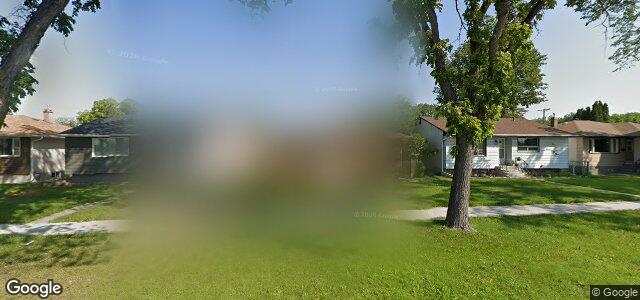 Larawan ng 735 Ravelston Avenue W sa Winnipeg, Manitoba