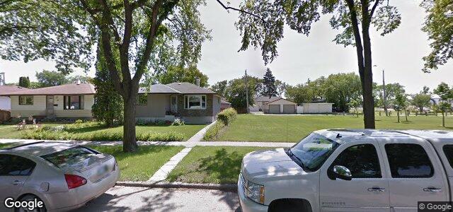 Larawan ng 750 Rosseau Avenue W sa Winnipeg, Manitoba