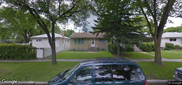 Larawan ng 908 Hoka Street sa Winnipeg, Manitoba