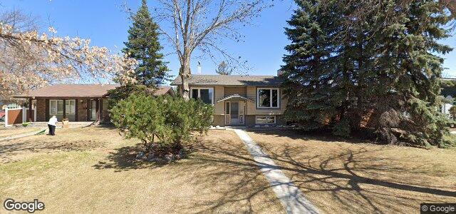 Larawan ng 10 Scotsborough Place sa Winnipeg, Manitoba