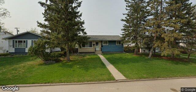 Photo of 103 Woodydell Avenue in Winnipeg, Manitoba