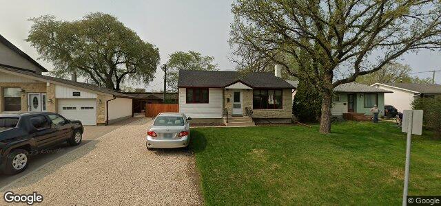 Larawan ng 11 Abbotsford Crescent sa Winnipeg, Manitoba