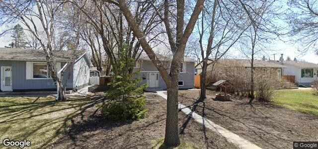 Larawan ng 128 Hazelwood Crescent sa Winnipeg, Manitoba