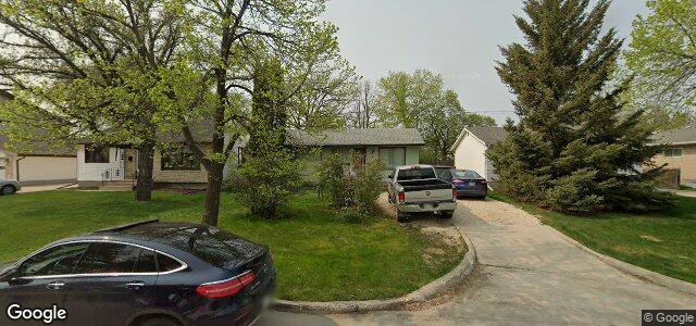 Larawan ng 13 Abbotsford Crescent sa Winnipeg, Manitoba