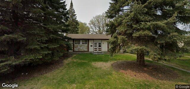 Larawan ng 137 Woodydell Avenue sa Winnipeg, Manitoba