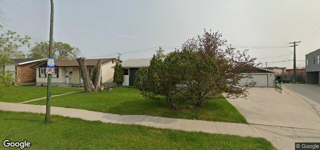Larawan ng 14 Woodydell Avenue sa Winnipeg, Manitoba