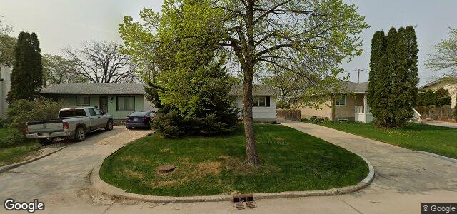 Larawan ng 15 Abbotsford Crescent sa Winnipeg, Manitoba