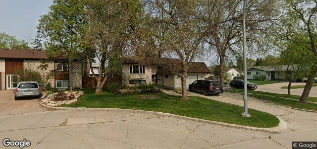 Larawan ng 15 Rattai Place sa Winnipeg, Manitoba