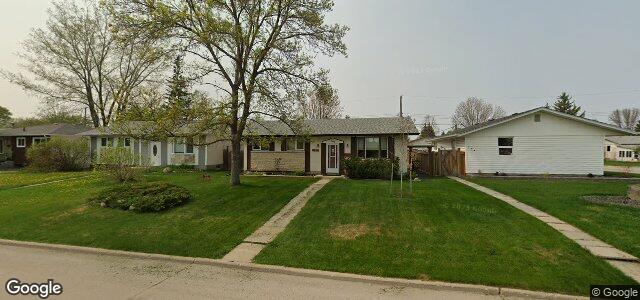 Larawan ng 165 Woodydell Avenue sa Winnipeg, Manitoba