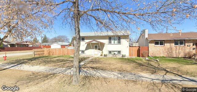 Photo of 169 Hazelwood Crescent in Winnipeg, Manitoba