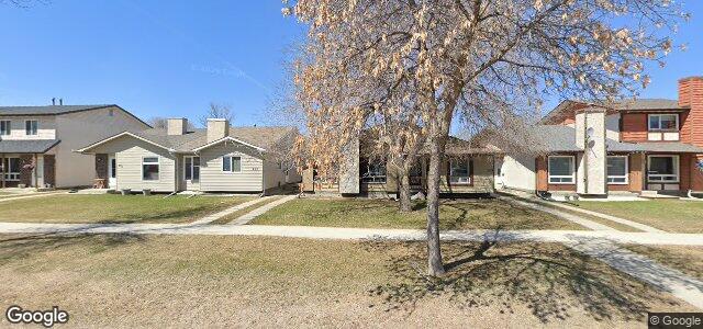 Larawan ng 207 Novavista Drive sa Winnipeg, Manitoba
