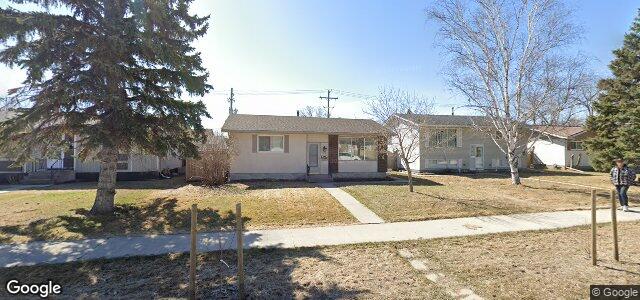 Larawan ng 208 Woodydell Avenue sa Winnipeg, Manitoba