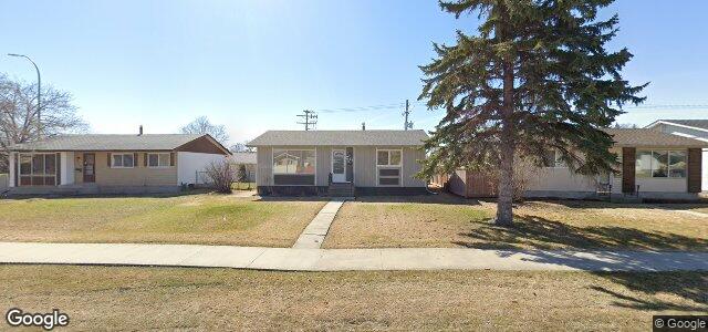 212 Woodydell Avenue（加拿大曼尼托巴省温尼伯市）房屋照片