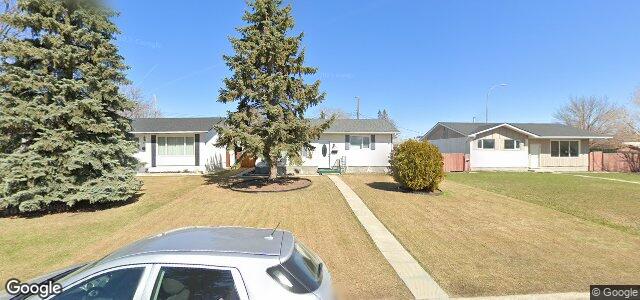 Larawan ng 213 Woodydell Avenue sa Winnipeg, Manitoba