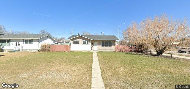 Larawan ng 217 Woodydell Avenue sa Winnipeg, Manitoba