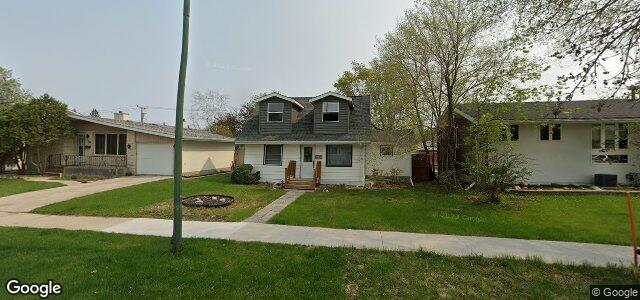 Larawan ng 26 Woodydell Avenue sa Winnipeg, Manitoba