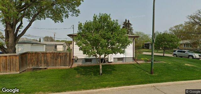 Larawan ng 33 Woodydell Avenue sa Winnipeg, Manitoba