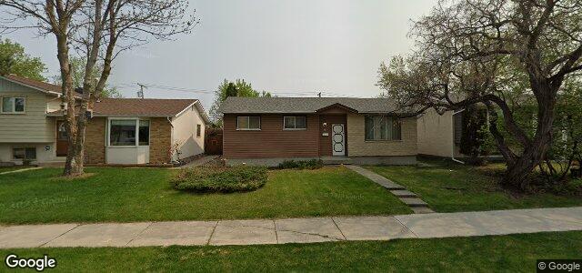 Larawan ng 46 Woodydell Avenue sa Winnipeg, Manitoba