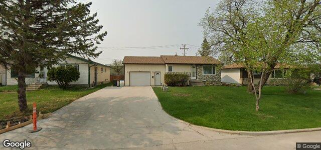Larawan ng 53 Abbotsford Crescent sa Winnipeg, Manitoba