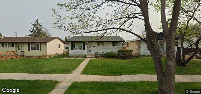 Larawan ng 56 Abbotsford Crescent sa Winnipeg, Manitoba