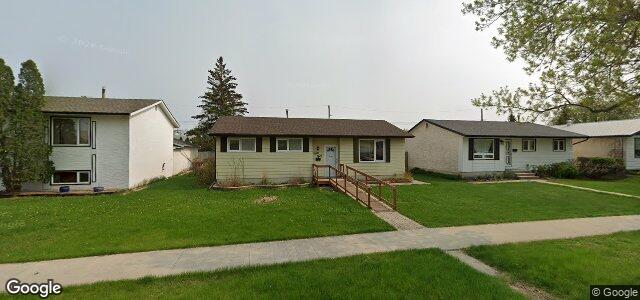 Larawan ng 58 Abbotsford Crescent sa Winnipeg, Manitoba