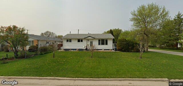 Larawan ng 63 Woodydell Avenue sa Winnipeg, Manitoba