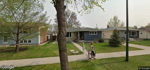 Larawan ng 76 Abbotsford Crescent sa Winnipeg, Manitoba