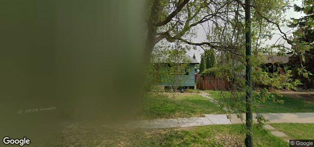 Larawan ng 84 Woodydell Avenue sa Winnipeg, Manitoba