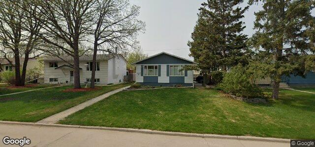Larawan ng 99 Woodydell Avenue sa Winnipeg, Manitoba