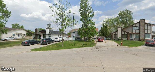 Larawan ng 10 Sandy Lake Place sa Winnipeg, Manitoba