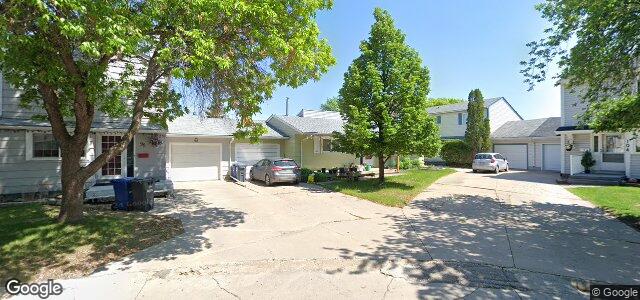 Larawan ng 100 Greensboro Square sa Winnipeg, Manitoba