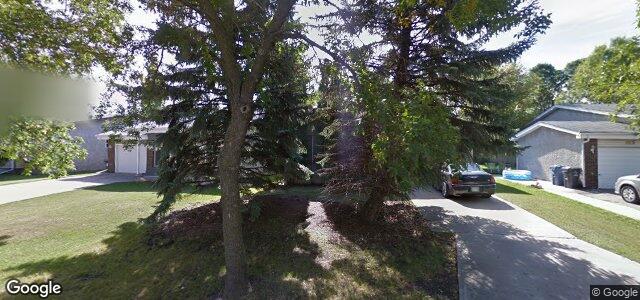 Larawan ng 101 Lake Grove Bay sa Winnipeg, Manitoba