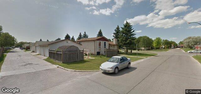 Larawan ng 1032 Chancellor Drive sa Winnipeg, Manitoba