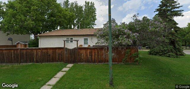 Larawan ng 105 Lake Village Road sa Winnipeg, Manitoba