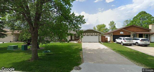 Larawan ng 106 Syracuse Crescent sa Winnipeg, Manitoba