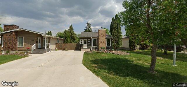 Larawan ng 107 Swan Lake Bay sa Winnipeg, Manitoba