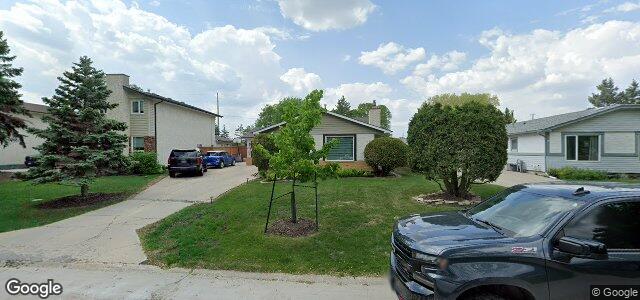 Larawan ng 11 Lakedale Place sa Winnipeg, Manitoba