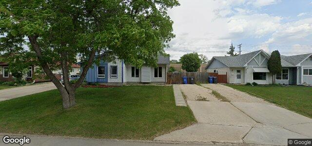 Larawan ng 110 Lake Village Road sa Winnipeg, Manitoba