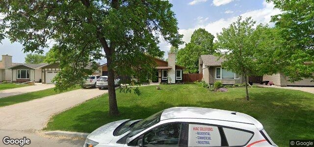 Larawan ng 110 Syracuse Crescent sa Winnipeg, Manitoba