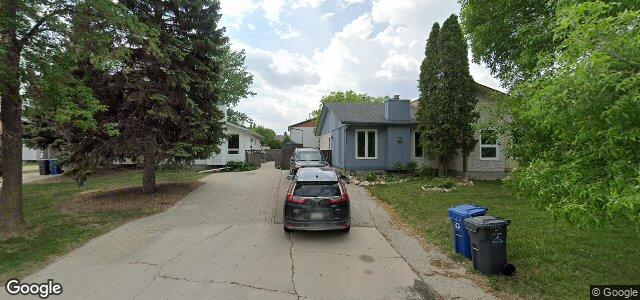 Larawan ng 115 Lake Village Road sa Winnipeg, Manitoba