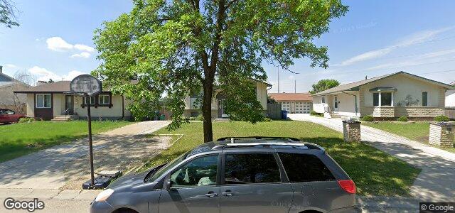 Photo of 119 Quincy Bay in Winnipeg, Manitoba