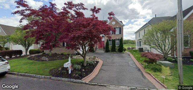 Larawan ng 121 Augusta Drive sa Winnipeg, Manitoba