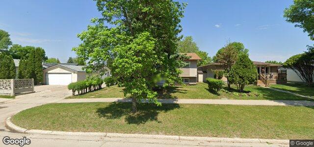 Larawan ng 1214 Markham Road sa Winnipeg, Manitoba