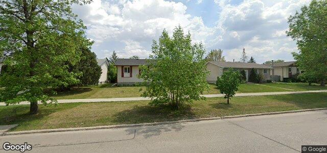 1222 Chancellor Drive（加拿大曼尼托巴省温尼伯市）房屋照片