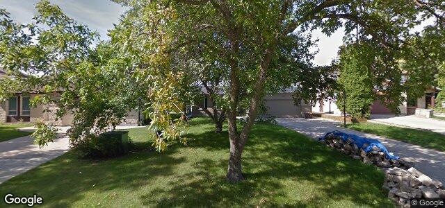 Larawan ng 126 Lake Grove Bay sa Winnipeg, Manitoba