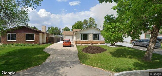 Larawan ng 130 Syracuse Crescent sa Winnipeg, Manitoba