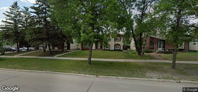 Larawan ng 1303 Chancellor Drive sa Winnipeg, Manitoba